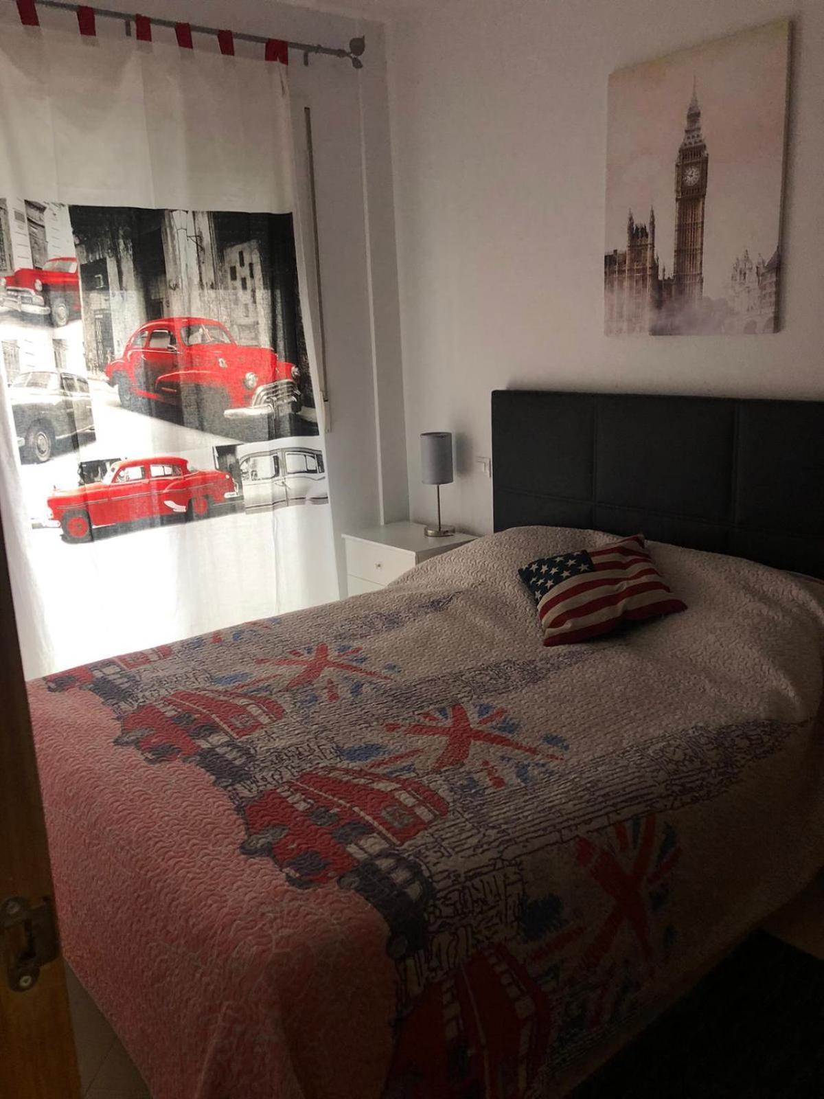 Bonito Piso Calle Barcelona Con Ascensor. Águilas Екстериор снимка
